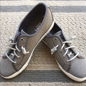 Women’s Sperry Seacoast Sneakers STS80327